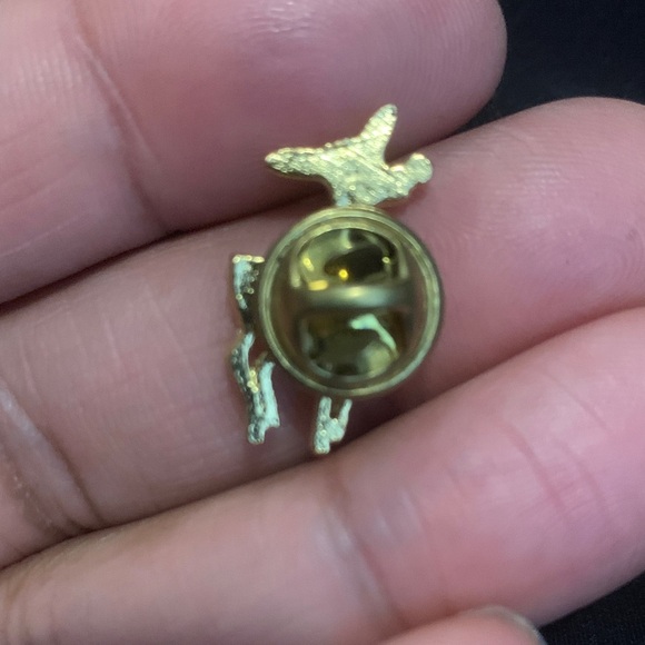 Rudolph The Red Nose Reindeer Pin unisex - Picture 2 of 2